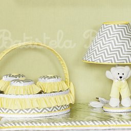 Kit de Acessórios Chevron Amarelo - 5 Peças (Batistela Baby) Kit de Acessórios Chevron Amarelo - 5 Peças (Batistela Baby)