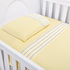 Jogo De Lençol Berço Vira Estampada Chevron Amarelo - 3 peças Jogo De Lençol Berço Vira Estampada Chevron Amarelo - 3 peças