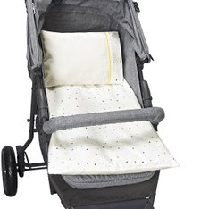 Colchonete Para Carrinho Estampado Triângulo Colorido - 4 peças Colchonete Para Carrinho Estampado Triângulo Colorido - 4 peças
