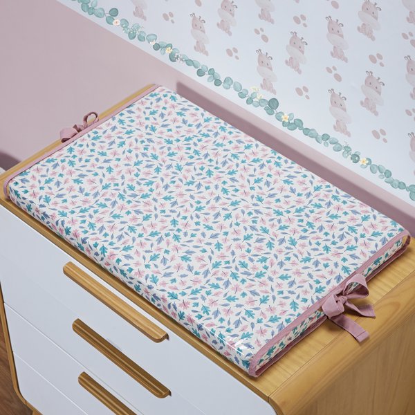 Trocador Reto Girafa, Plastificado e Impermeável - 1 Peça Trocador Reto Girafa, Plastificado e Impermeável - 1 Peça