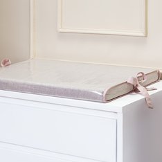 Trocador Reto Florata Daniela, Plastificado e Impermeável, 100% Algodão - 1 Peça Trocador Reto Florata Daniela, Plastificado e Impermeável, 100% Algodão - 1 Peça