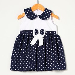 Vestido de Bebê Branco com Poá Marinho Vestido de Bebê Branco com Poá Marinho