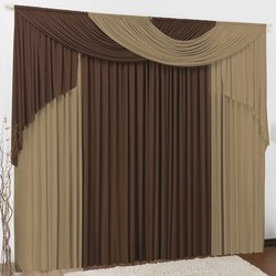 Cortina Elegance Tabaco com Avelã 4,00m x 2,80m Cortina Elegance Tabaco com Avelã 4,00m x 2,80m