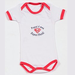 Body de Bebê Manga Curta Super Herói Vermelho Body de Bebê Manga Curta Super Herói Vermelho