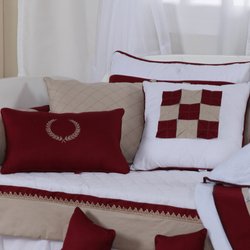 Conjunto de Almofadas Decorativas Realeza Marsala 3 Peças Conjunto de Almofadas Decorativas Realeza Marsala 3 Peças