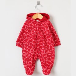 Macacão Manga Longa Corações Vermelho Capuz Soft Macacão Manga Longa Corações Vermelho Capuz Soft