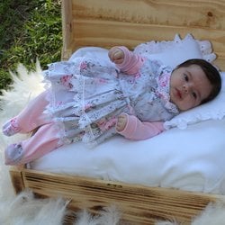Saída de Maternidade Laura Rosa 5 Peças Saída de Maternidade Laura Rosa 5 Peças
