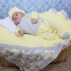 Saída de Maternidade Gabriel Amarelo 5 Peças Saída de Maternidade Gabriel Amarelo 5 Peças
