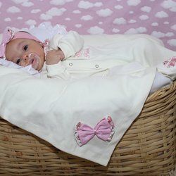 Saída de Maternidade Clara Palha 4 Peças Saída de Maternidade Clara Palha 4 Peças