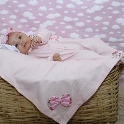 Saída de Maternidade Clara Rosa 4 Peças Saída de Maternidade Clara Rosa 4 Peças