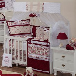 Kit Berço Lacinho Floral Marsala 100% Algodão 9 Peças Kit Berço Lacinho Floral Marsala 100% Algodão 9 Peças