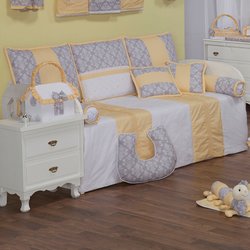 Kit Cama Babá Retrô Amarelo 100% Algodão 10 Peças Kit Cama Babá Retrô Amarelo 100% Algodão 10 Peças