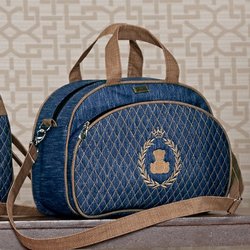 Bolsa Maternidade Puppi Coroa Jeans e Marrom M Bolsa Maternidade Puppi Coroa Jeans e Marrom M