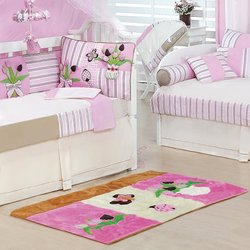 Tapete de Quarto Enxoval Bebê Menina Pelúcia Vasinho Rosa Tapete de Quarto Enxoval Bebê Menina Pelúcia Vasinho Rosa