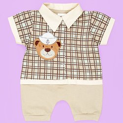 Macacão Curto Urso Marinheiro Bege - Xadrez Menino Macacão Curto Urso Marinheiro Bege - Xadrez Menino
