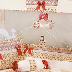 Móbile Para Berço de Bebê Menina Lisboa Floral Vermelho Móbile Para Berço de Bebê Menina Lisboa Floral Vermelho