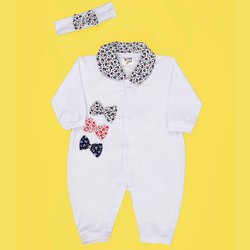 Macacão de Bebê Lacinhos com Faixa de Cabelo Branco Manga Longa Macacão de Bebê Lacinhos com Faixa de Cabelo Branco Manga Longa