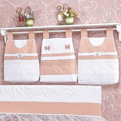 Porta Fraldas Varão Ursinha Aya Branco - Salmão 3 Peças Porta Fraldas Varão Ursinha Aya Branco - Salmão 3 Peças