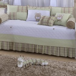 Saia Para Cama Babá Urso Baby Verde 1 Lado 100% Algodão Saia Para Cama Babá Urso Baby Verde 1 Lado 100% Algodão