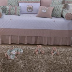 Saia Para Cama Babá Ursa Baby Rosa 1 Lado 100% Algodão Saia Para Cama Babá Ursa Baby Rosa 1 Lado 100% Algodão