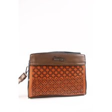 Bolsa Transversal Detalhe Vazado Bolsa Transversal Detalhe Vazado