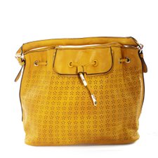 Bolsa de Ombro com Estampa Perfurada Bolsa de Ombro com Estampa Perfurada