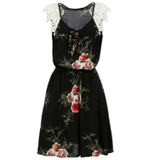 Vestido Detalhe No Decote Com Renda Vestido Detalhe No Decote Com Renda