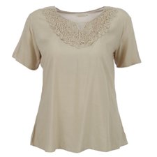 Blusa Guipir Com Pedrarias (Plus Size) Blusa Guipir Com Pedrarias (Plus Size)