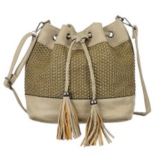 Bolsa Saco Com Tassel Detalhes Trançados Bolsa Saco Com Tassel Detalhes Trançados