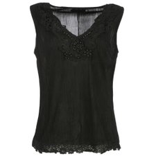 Regata com Tachas e Rendas Regata com Tachas e Rendas