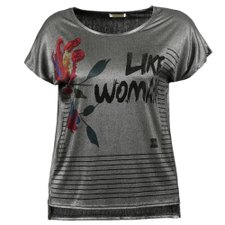 Blusa Bata Com Tecido Elástico e Strass (Plus Size) Blusa Bata Com Tecido Elástico e Strass (Plus Size)