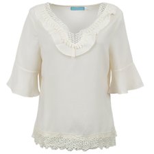 Blusa Chiffon com Renda e Babado Meia Manga Blusa Chiffon com Renda e Babado Meia Manga
