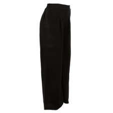 Calça Pantalona Lisa Alonga Silhueta Calça Pantalona Lisa Alonga Silhueta