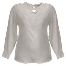 Blusa Com Pedrarias Na Gola E Manga Longa (Plus Size) Blusa Com Pedrarias Na Gola E Manga Longa (Plus Size)
