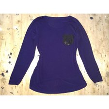 Blusa Manga Longa Bolso Bordado Com Paetê Blusa Manga Longa Bolso Bordado Com Paetê