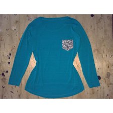 Blusa Com Bolso Em Paetê Manga Longa Blusa Com Bolso Em Paetê Manga Longa