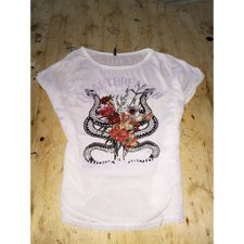 Camiseta Manga Curta Estampada Feminina Camiseta Manga Curta Estampada Feminina