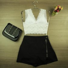 Short Saia Liso Detalhe Em Zíper Lateral Short Saia Liso Detalhe Em Zíper Lateral