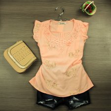 Blusa Feminina Rosa Decote Bordado E Rendado Blusa Feminina Rosa Decote Bordado E Rendado