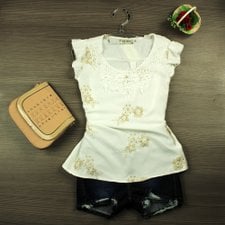 Blusa Feminina Branca Decote Bordado E Rendado Blusa Feminina Branca Decote Bordado E Rendado