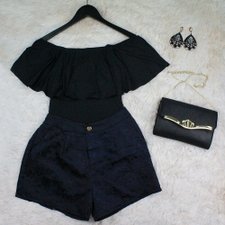 Short Hot Pants Estampa Alto Relevo Floral Short Hot Pants Estampa Alto Relevo Floral