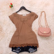 Blusa Feminina Cintilante Rendada E Bordada Caqui Blusa Feminina Cintilante Rendada E Bordada Caqui