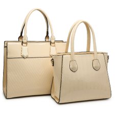 Kit Luxo 2 Bolsas De Ombro Verniz Matelassê Feminina Kit Luxo 2 Bolsas De Ombro Verniz Matelassê Feminina