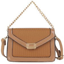 Bolsa Baú Feminina Em Tressê Com Alça De Corrente E Detalhe Envernizado Bolsa Baú Feminina Em Tressê Com Alça De Corrente E Detalhe Envernizado