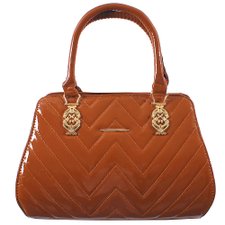 Bolsa Baú Verniz Matelassê Com Detalhes Metálicos E Strass Feminina Bolsa Baú Verniz Matelassê Com Detalhes Metálicos E Strass Feminina