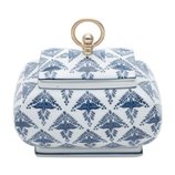 Potiche Decorativo Porcelana Branco e Azul 23x15x23cm 60449 Bon Gourmet Potiche Decorativo Porcelana Branco e Azul 23x15x23cm 60449 Bon Gourmet