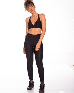 Top Fitness Modelo Básico de Bojo Removível com Costas Nadador em Lycra J.Black Top Fitness Modelo Básico de Bojo Removível com Costas Nadador em Lycra J.Black