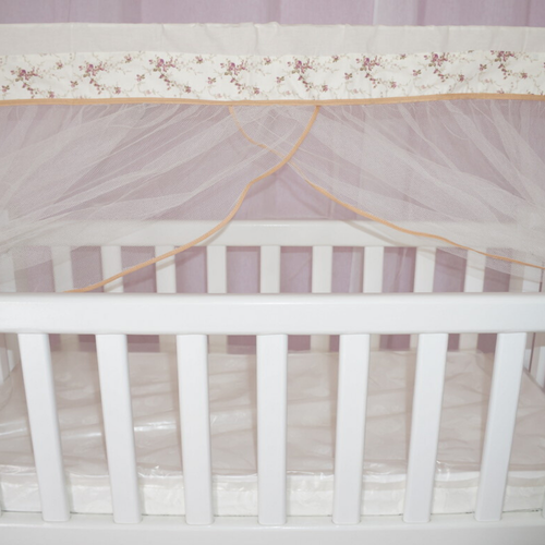 Mosquiteiro para Mini Berço com Bandô Palha Floral Rose Mosquiteiro para Mini Berço com Bandô Palha Floral Rose