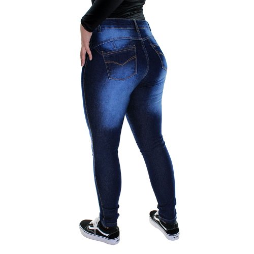 Calça Flare Jeans Escura Manchada Plus Size