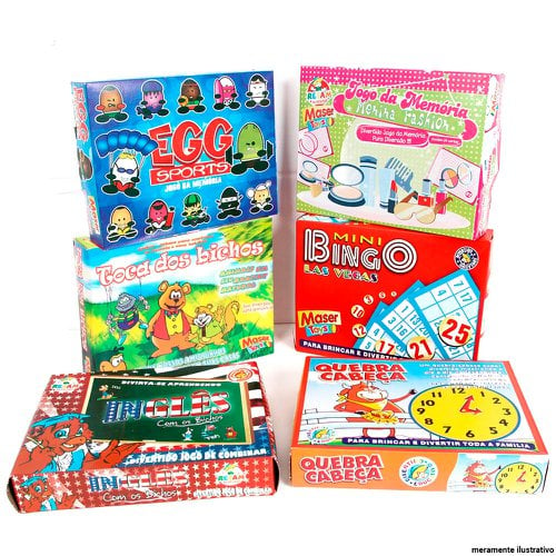 Brinquedos infantis. Jogo de lógica para crianças. Criança feliz e diversão  Jogos. fotos, imagens de © nataliagh #567786662
